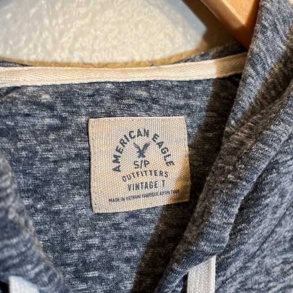 Bundle Forever 21 And American Eagle Tops - Picture 9 of 11